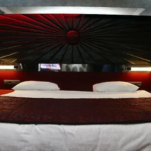 **** Otel Dom Türkiye